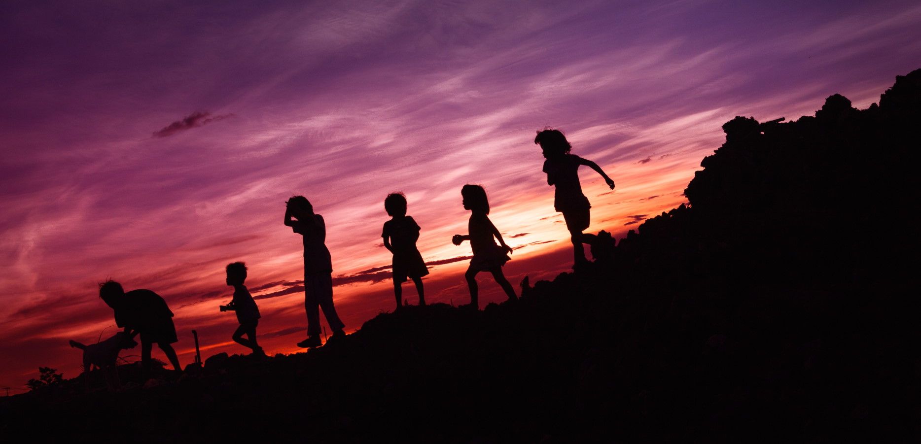 Copii jucandu-se vara Copii jucandu-se vara